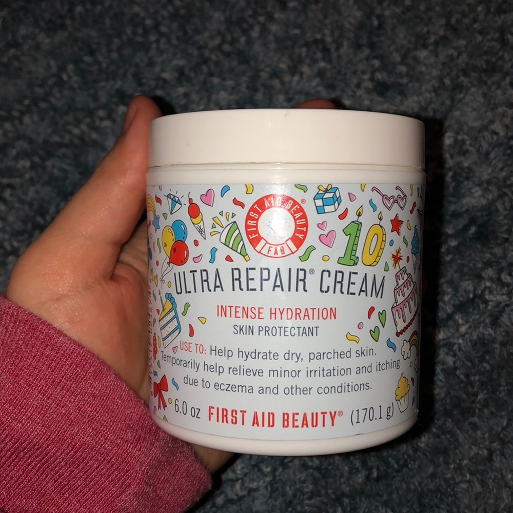 First Aid Beauty Ultra Repair Cream